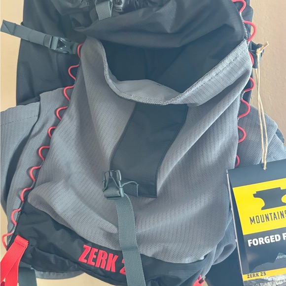 Mountainsmith ZERK 25 - Picture 3 of 3